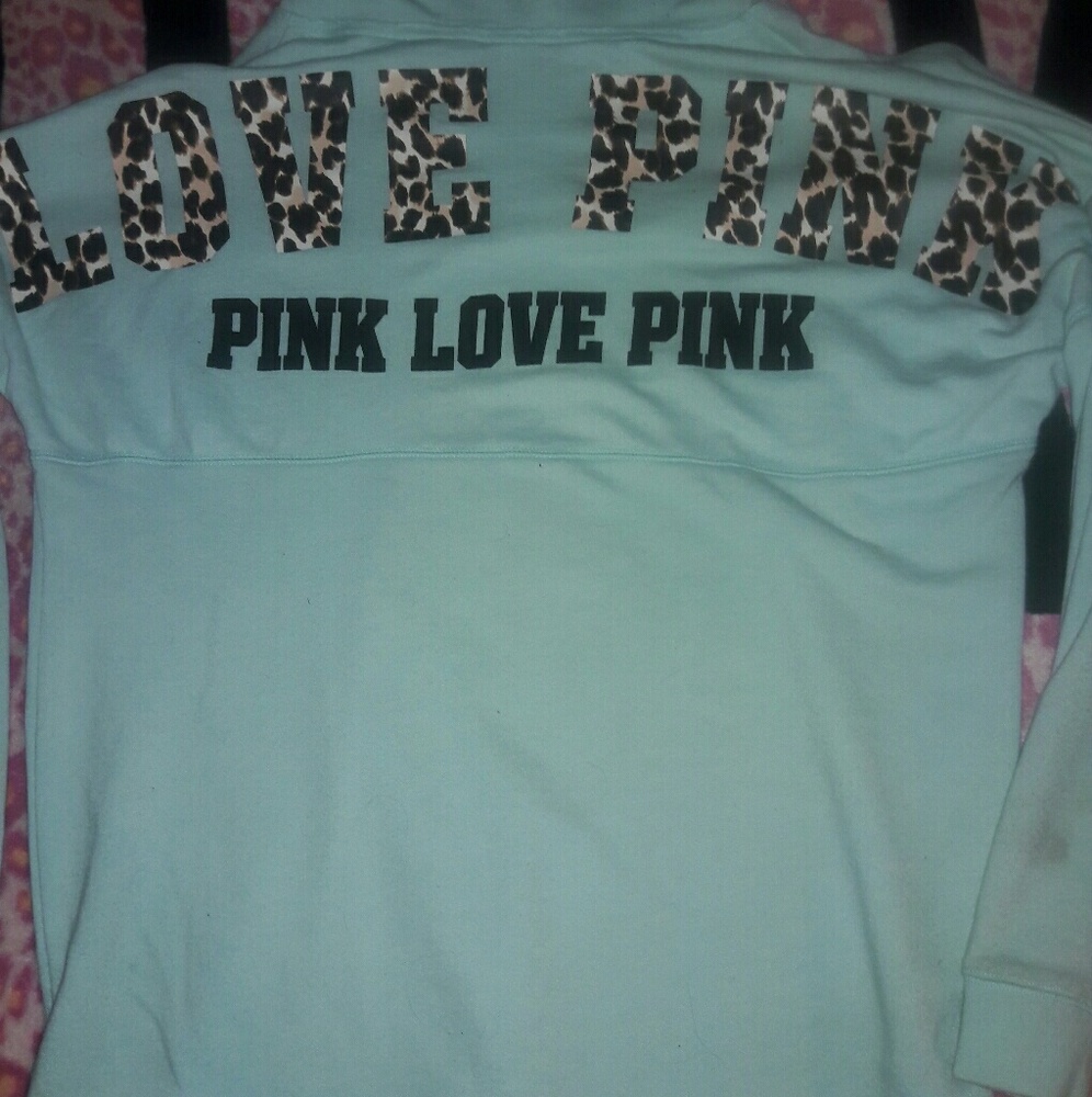 Htf leopard hooded sweatshirt worn twice